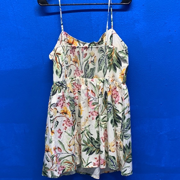 H&M Multicolor Leaf Pattern Top - Picture 3 of 5